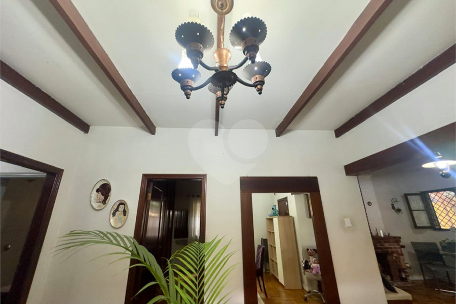 Casa à venda com 3 quartos em Horto, São Paulo, SP