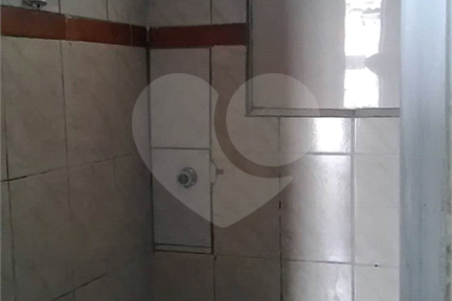 Sobrado à venda com 6 quartos em Horto Florestal, São Paulo, SP