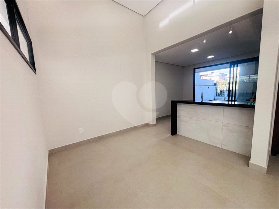 Casa à venda com 3 suítes no condomínio Residencial Chácara Ondina, Sorocaba - SP