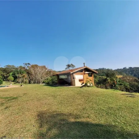 Sítio à venda com 3 quartos, sendo 1 suíte, em Gabriel Piza, São Roque, SP