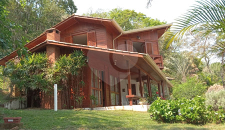 Casa para alugar com 3 quartos, sendo 1 suíte,  no condomínio Itaembu, Itatiba - SP