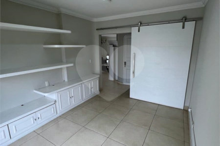 Apartamento à venda com 3 quartos, sendo 2 suítes,  em Vila Suzana, São Paulo, SP
