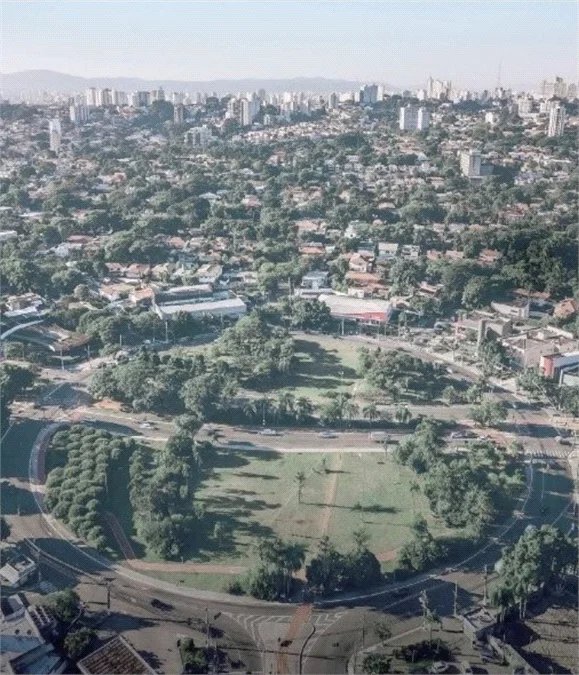 Casa à venda com 4 suítes no condomínio Giu, São Paulo - SP