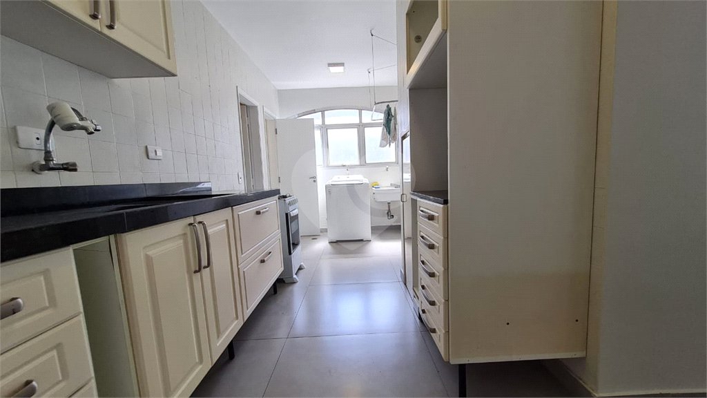Apartamento para alugar com 2 quartos, sendo 1 suíte,  em Vila Andrade, São Paulo, SP