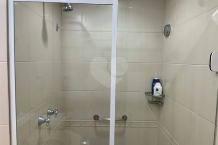 Flat à venda com 2 suítes em Jardim Europa, São Paulo, SP