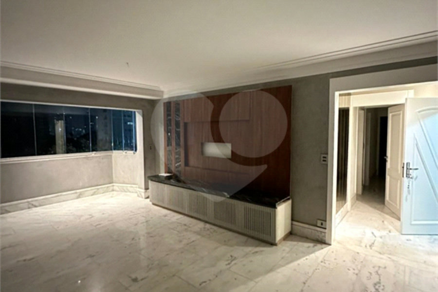 Apartamento à venda com 3 quartos, sendo 1 suíte, em Pompéia, São Paulo, SP