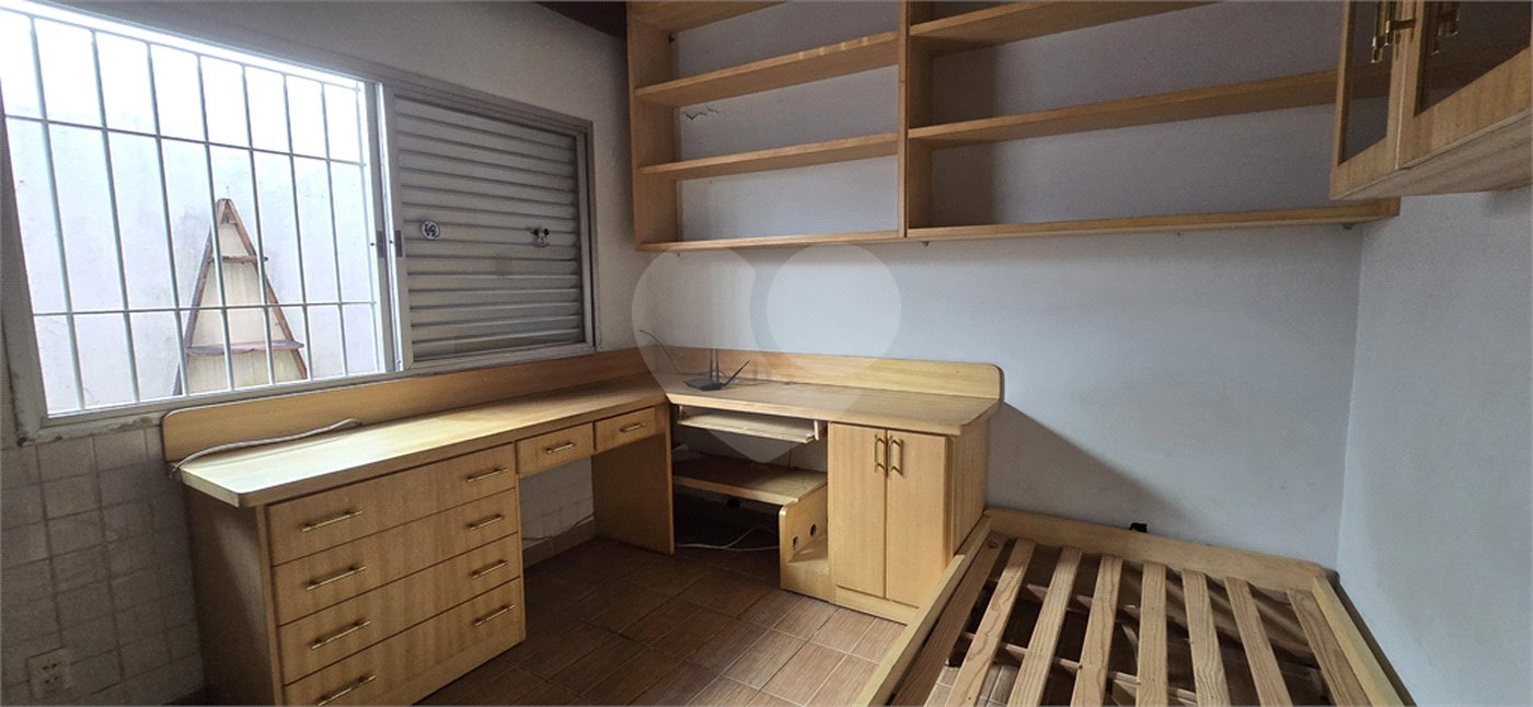 Casa à venda com 3 quartos, sendo 1 suíte, em Lar São Paulo, São Paulo, SP