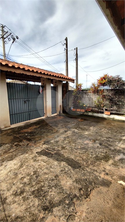 Casa à venda com 3 quartos, sendo 1 suíte, em Vila Santa Helena, Atibaia, SP