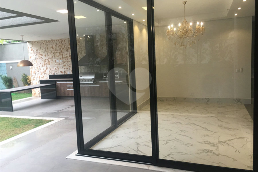 Casa à venda ou para alugar com 4 suítes no condomínio Residencial Tamboré 10, Santana de Parnaíba - SP
