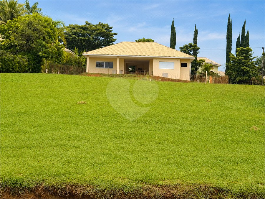 Terreno à venda no condomínio Vale do Lago, Sorocaba - SP