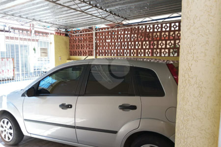 Terreno á venda com 2 casas na Vila Rosália, Guarulhos, SP.