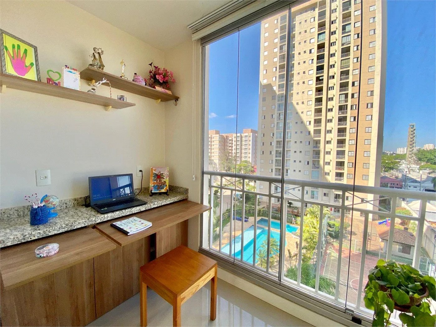 Apartamento à venda com 2 quartos, sendo 1 suíte, em Água Branca, São Paulo, SP