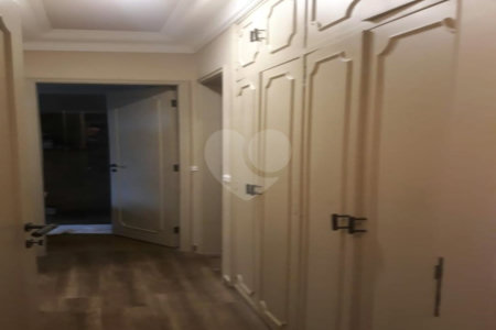 Apartamento à venda com 3 quartos, sendo 1 suíte, em Real Parque, São Paulo, SP