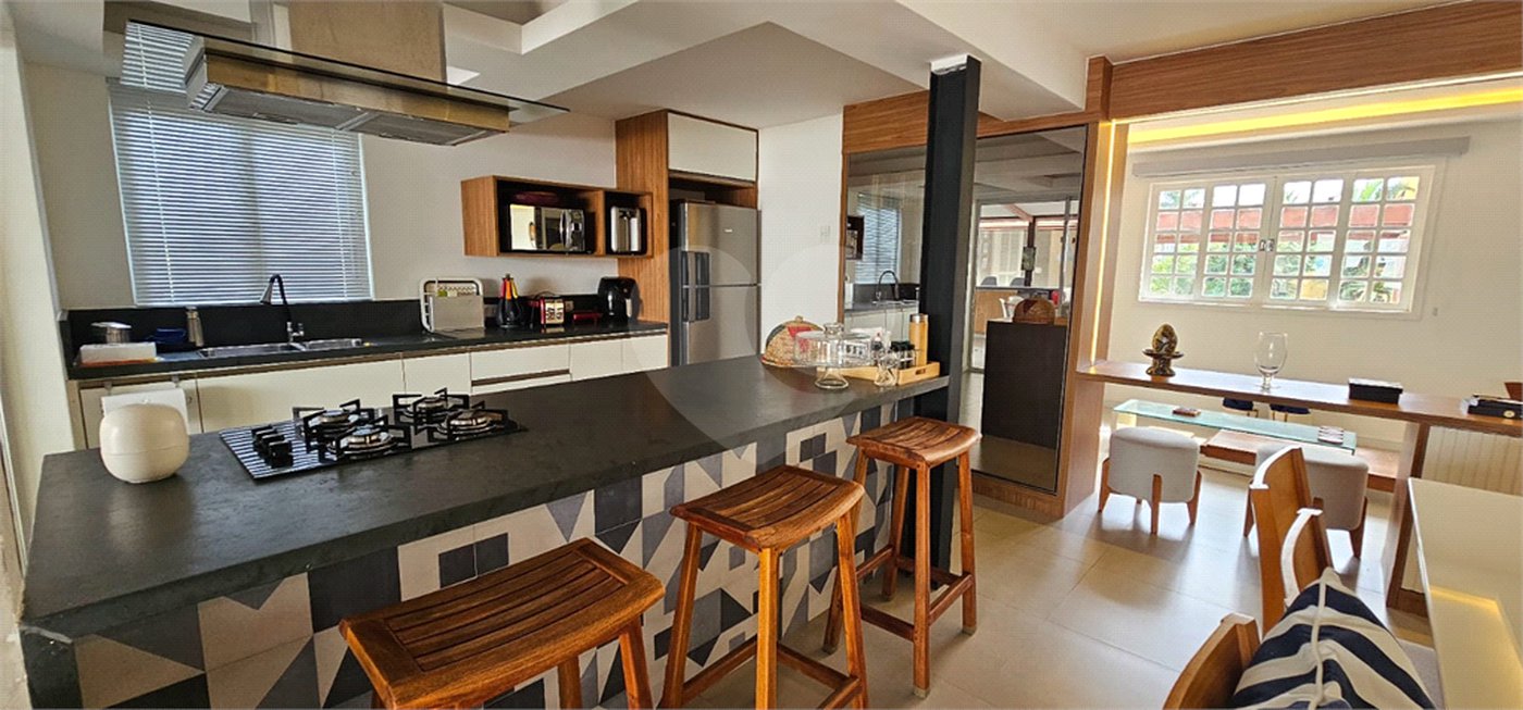 Casa à venda com 4 suítes em Praia Rasa, Armação dos Búzios, RJ