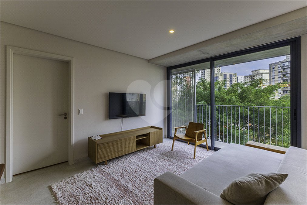 Apartamento à venda ou para alugar com 1 suíte em Jardim das Bandeiras, São Paulo, SP