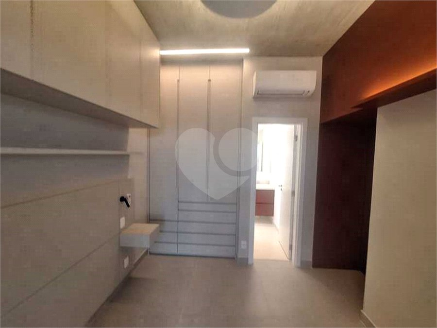 Apartamento à venda com 1 suíte em Moema, São Paulo, SP