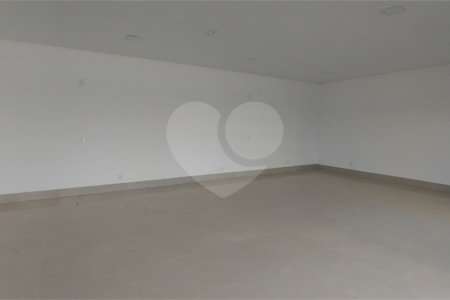 Apartamento à venda com 3 quartos, sendo 1 suíte, em Vila Barão, Sorocaba, SP