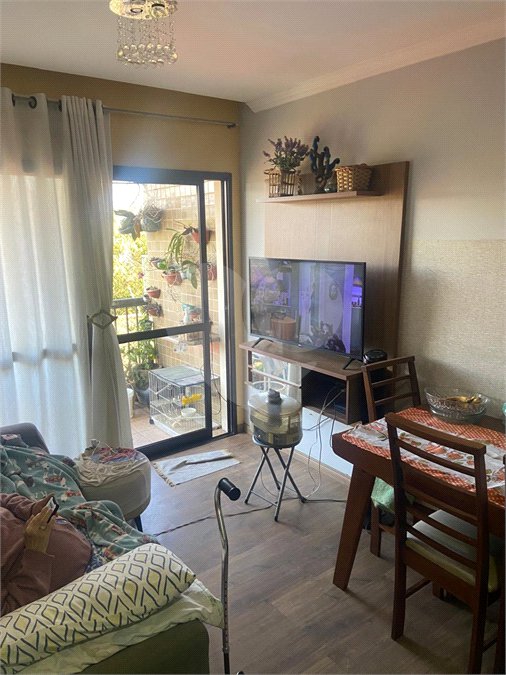 Apartamento à venda com 3 quartos, sendo 1 suíte, em Santana, São Paulo, SP