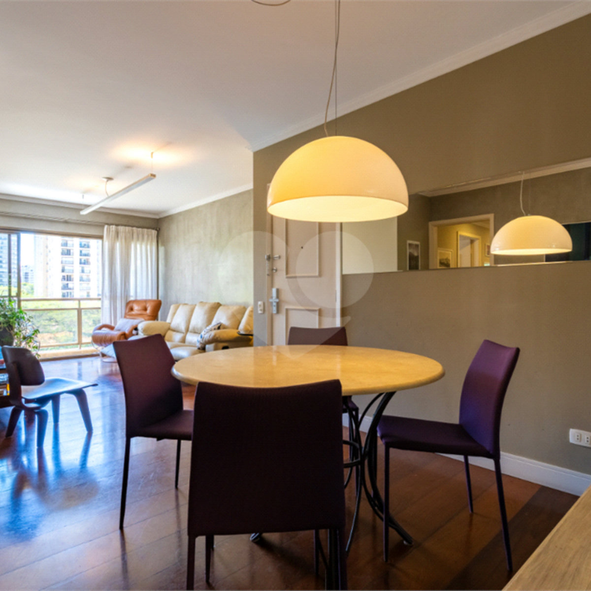 Apartamento à venda com 3 quartos, sendo 1 suíte, em Moema, São Paulo, SP
