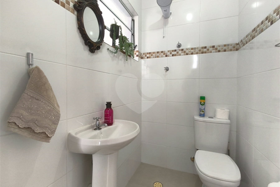 Sobrado à venda com 4 quartos, sendo 1 suíte,  em Vila Aurora (zona Norte), São Paulo, SP
