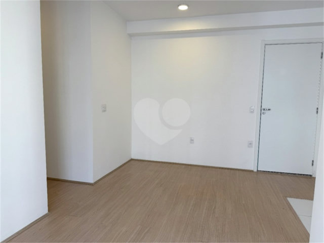 Apartamento à venda com 2 quartos, sendo 1 suíte,  em Vila Guilherme, São Paulo, SP