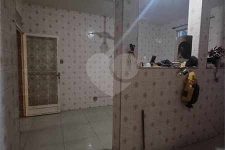Casa à venda com 3 quartos, sendo 1 suíte, em Senador Camará, Rio de Janeiro, RJ