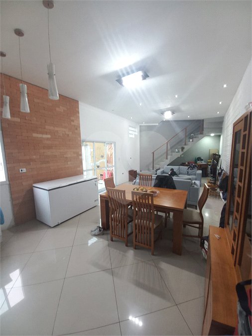 Sobrado à venda com 3 quartos, sendo 1 suíte, em Jordanópolis, São Bernardo do Campo, SP