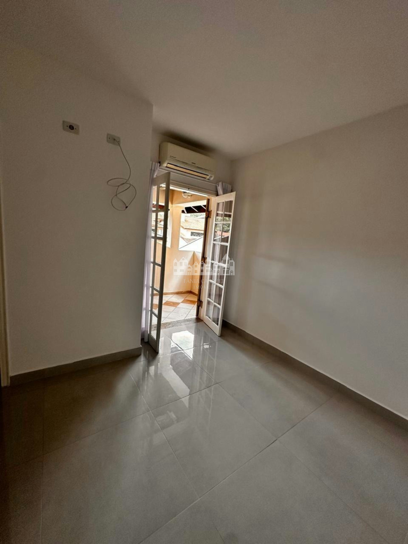 Casa para alugar com 3 suítes em Vila Santista, Atibaia, SP