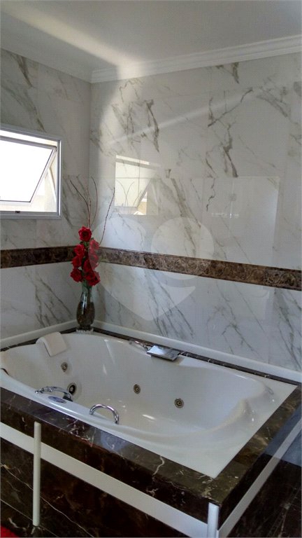 Casa à venda com 5 suítes no condomínio Reserva dos Vinhedos, Louveira - SP