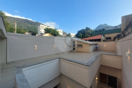 Casa de Vila à venda com 2 quartos, sendo 1 suíte,  em Rio de Janeiro, RJ