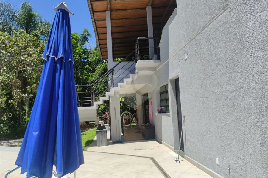 Casa à venda com 6 quartos, sendo 3 suítes, em Costa do Sol, Bertioga, SP