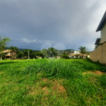 Lindo terreno de 450m², localizado no Condomínio Vilaggio Caprirccio