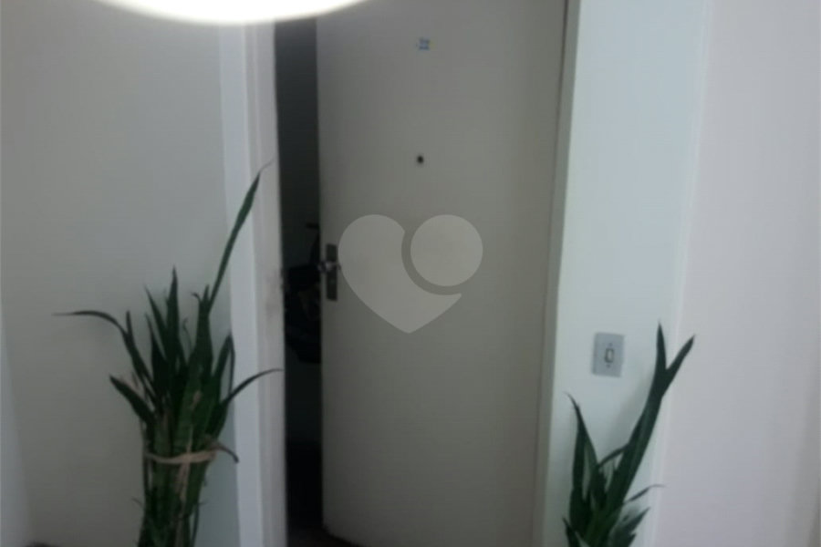 APARTAMENTO DE 3 QUARTOS À VENDA NO PARAÍSO