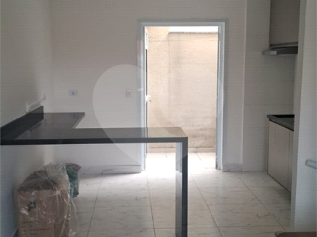 Casa à venda com 2 quartos, sendo 1 suíte,  no condomínio Tanque Velho, São Paulo - SP
