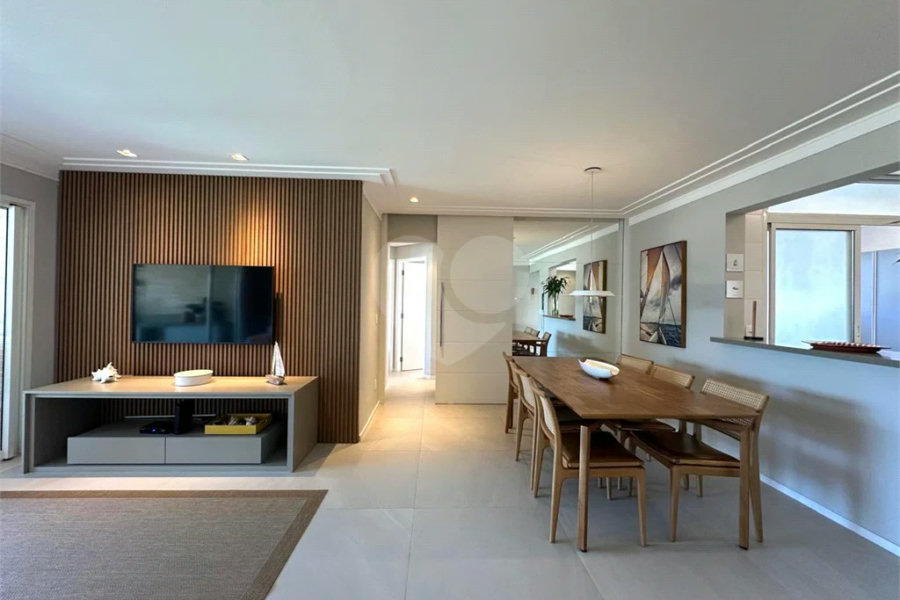 Apartamento à venda com 3 quartos, sendo 2 suítes,  em Riviera de São Lourenço, Bertioga, SP