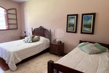 Chácara à venda com 5 quartos, sendo 2 suítes, em Taiaçupeba, Mogi das Cruzes, SP