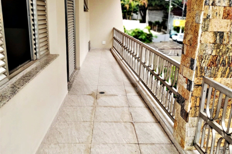 Sobrado à venda com 5 quartos, sendo 2 suítes, em Vila Nova Cachoeirinha, São Paulo, SP