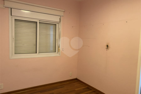 Apartamento à venda com 3 suítes em Vila Andrade, São Paulo, SP