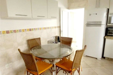 Casa à venda com 3 suítes no condomínio Residencial Parque Arco-íris, Atibaia - SP
