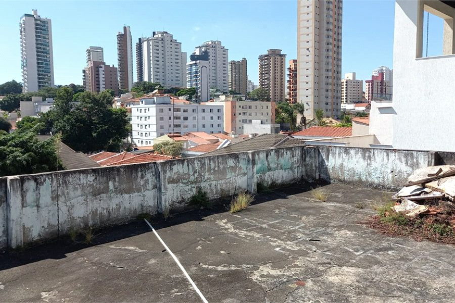 Terreno à venda com 8 quartos, sendo 2 suítes, em Santana, São Paulo, SP