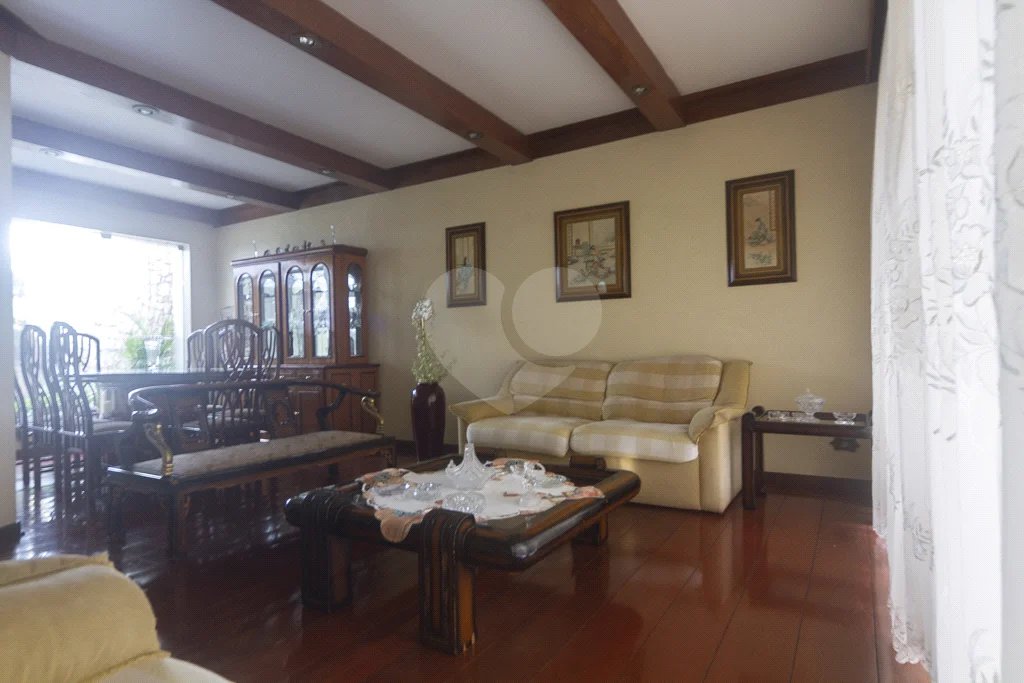 Casa à venda com 4 suítes em Jardim Franca, São Paulo, SP