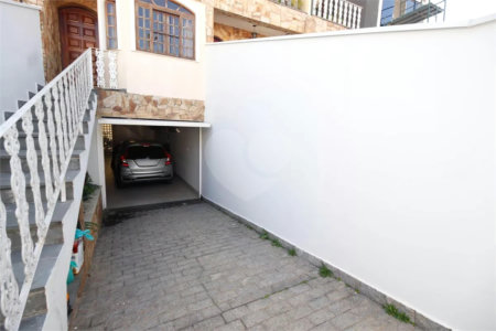 Sobrado à venda com 3 quartos, sendo 1 suíte, em Parada Inglesa, São Paulo, SP