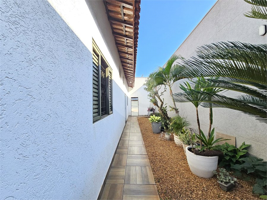 Casa à venda com 3 quartos, sendo 1 suíte,  em Jardim Jóquei Clube, Ribeirão Preto, SP