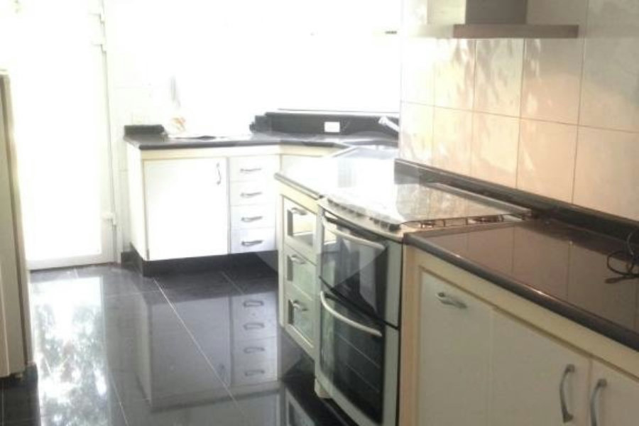 Casa à venda com 4 quartos, sendo 1 suíte, em Samambaia, Mairiporã, SP