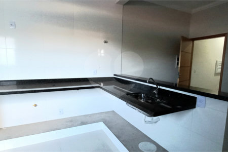 Apartamento à venda com 2 quartos, sendo 1 suíte,  em Jardim Paulistano, Ribeirão Preto, SP