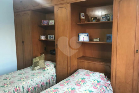 Sobrado à venda com 3 quartos, sendo 1 suíte, em Santa Teresinha, São Paulo, SP