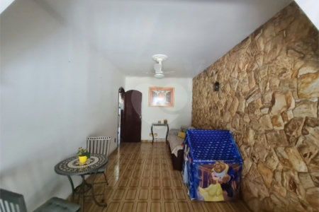 Casa à venda com 4 quartos, sendo 1 suíte, em Campo Grande, Rio de Janeiro, RJ