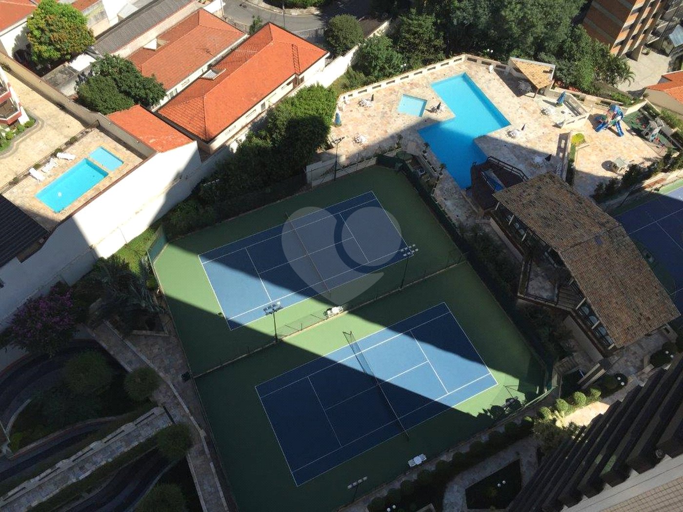 Apartamento à venda com 4 quartos, sendo 3 suítes, em Bosque da Saúde, São Paulo, SP