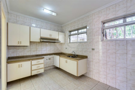 Casa Térrea à venda com 3 quartos, sendo 1 suíte, em Interlagos, São Paulo, SP