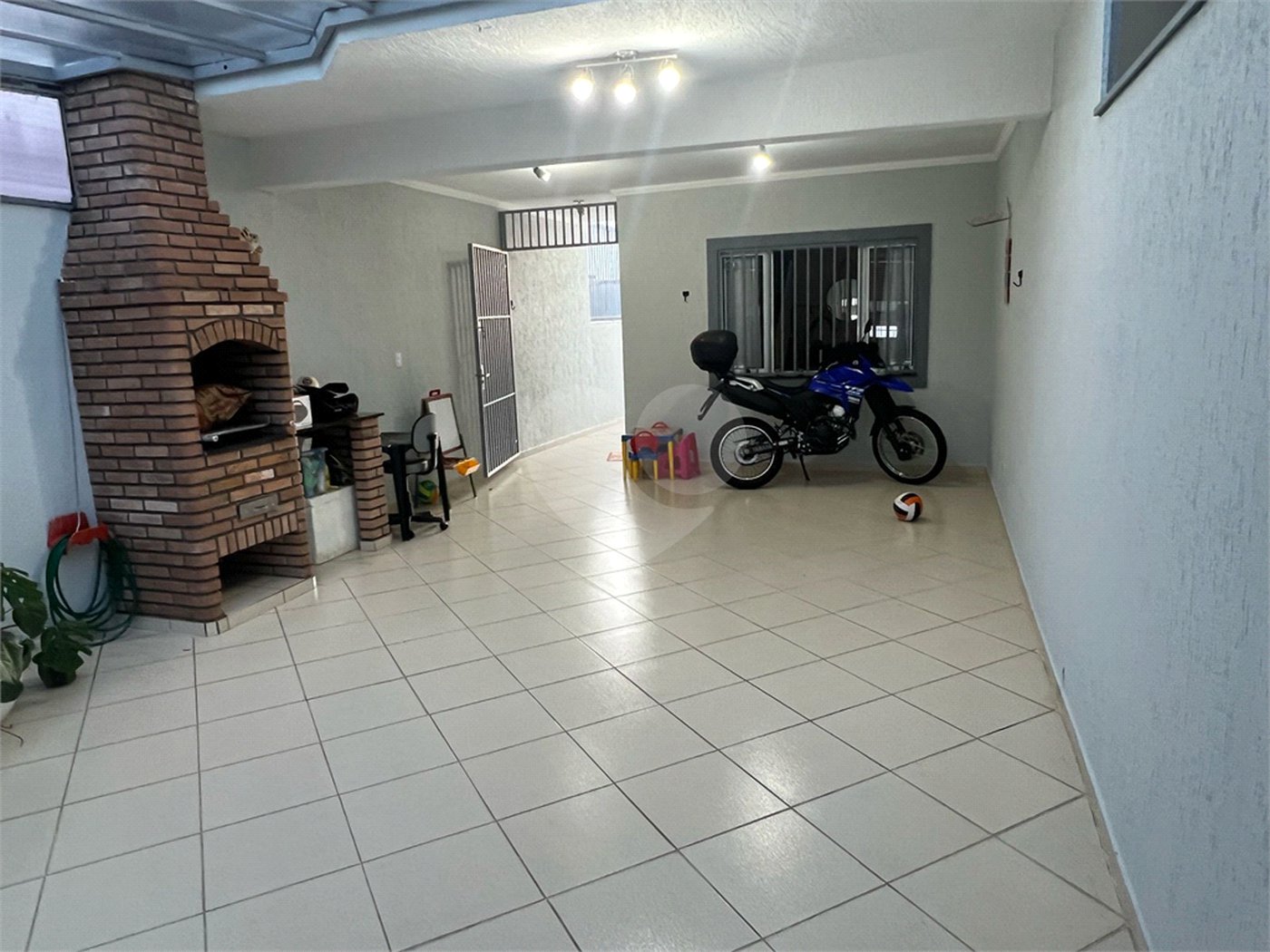 Sobrado à venda com 3 quartos, sendo 1 suíte, em Parque Vitória, São Paulo, SP